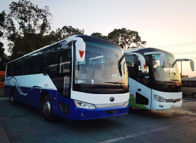 苏州公司团建租车