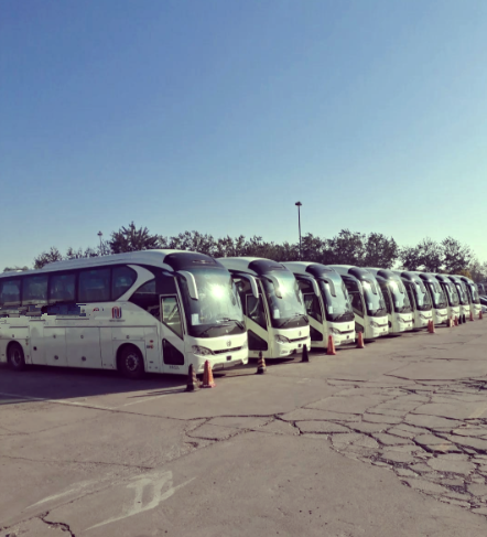 苏州公司团建租车